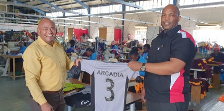 Schooltex sponsors Arcadia FC with playing gears for junior teams