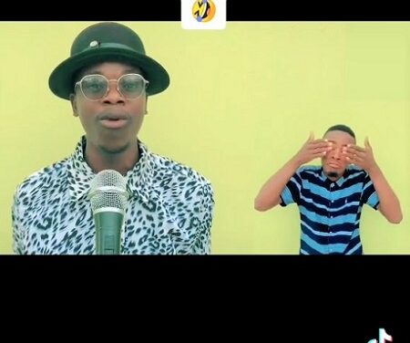 King Gucci’s sign language is slang
