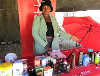 Gorgeous Cosmetics/Avroy Shlain cares for your beauty