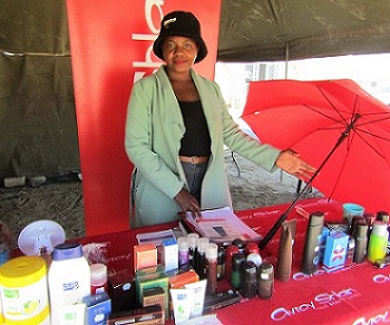 Gorgeous Cosmetics/Avroy Shlain cares for your beauty