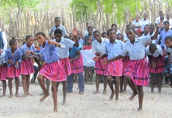 Eino Haitembu cultural group does it for the boys