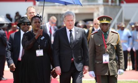 Ookuume kaNamibia ya lila Geingob