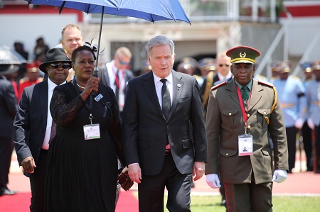 Ookuume kaNamibia ya lila Geingob