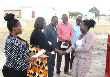 Oshikuku hands over plots to shack dwellers