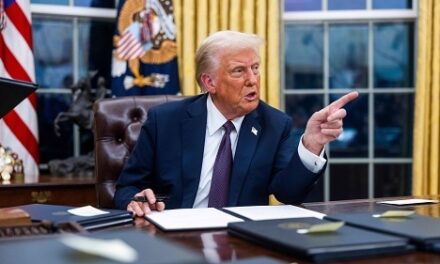 Trump returns to White House in historic manoeuvre