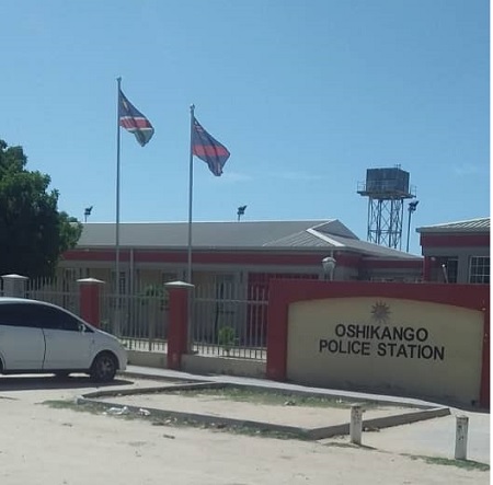 Oshikango police accused of illegal late night searches